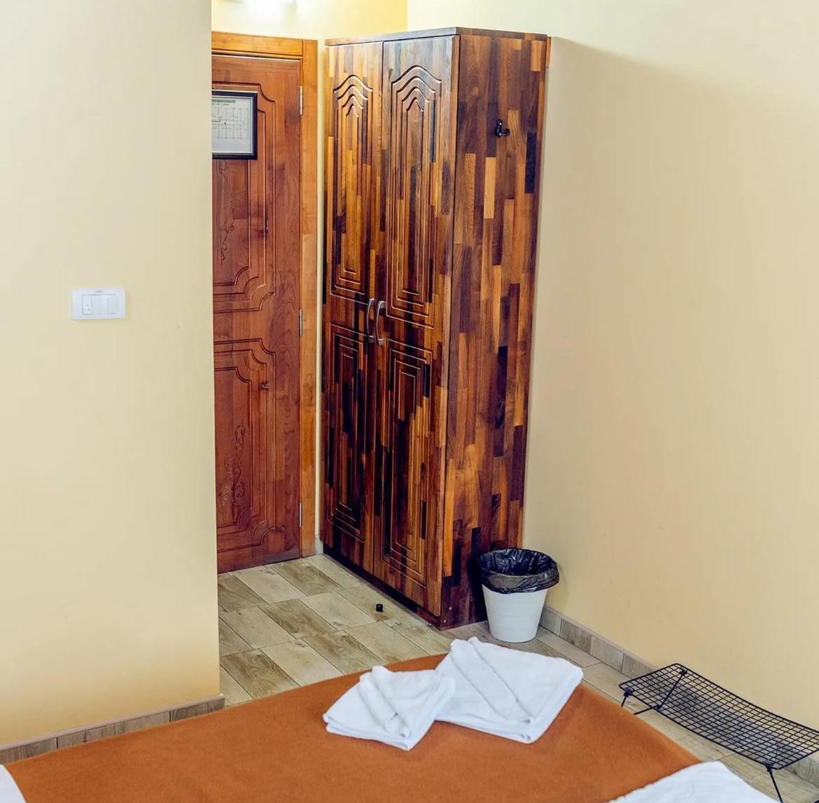 Hotel "Vir" Velika Plana Luaran gambar