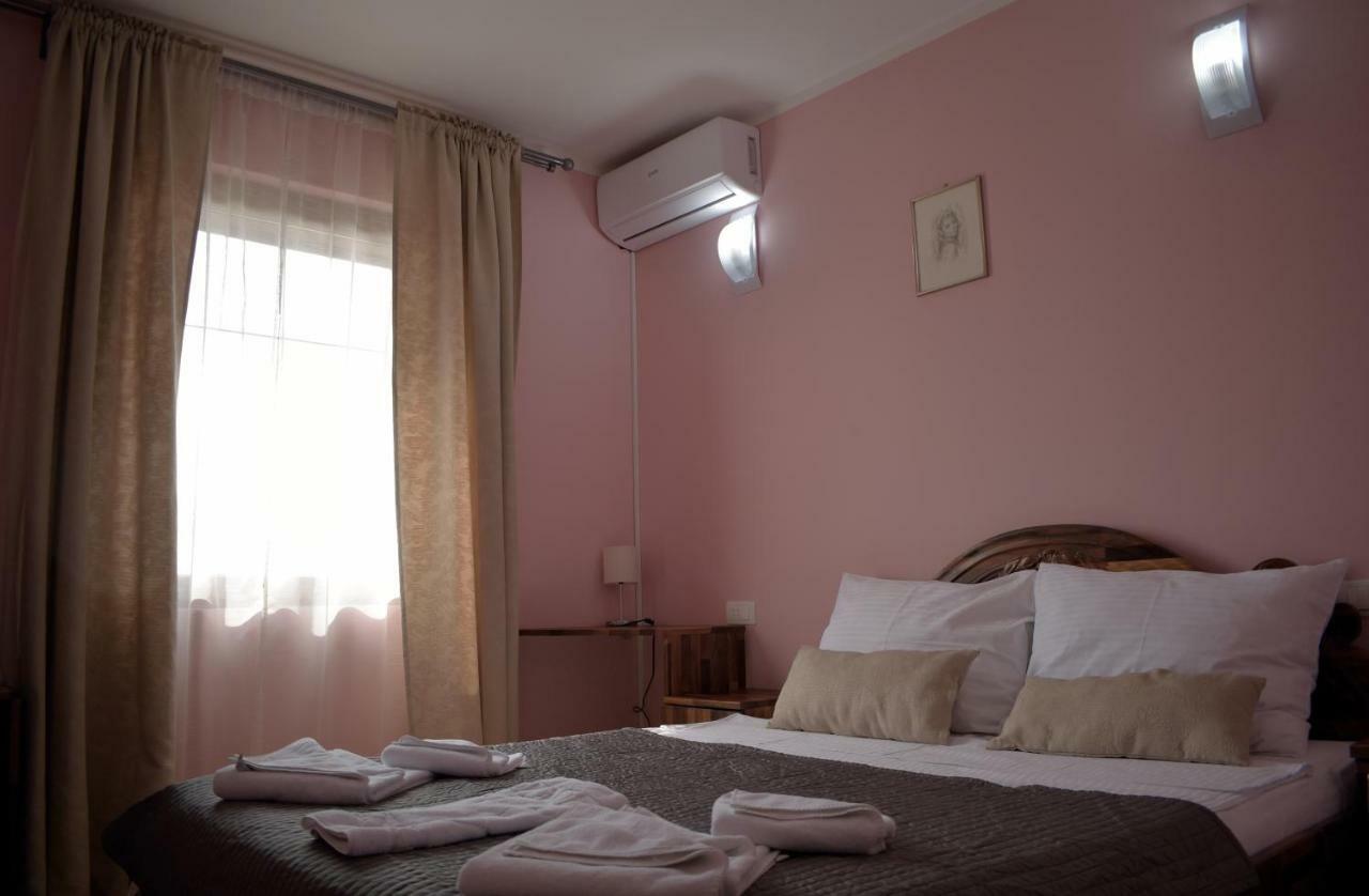 Hotel "Vir" Velika Plana Luaran gambar