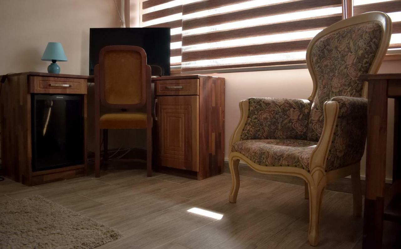 Hotel "Vir" Velika Plana Luaran gambar