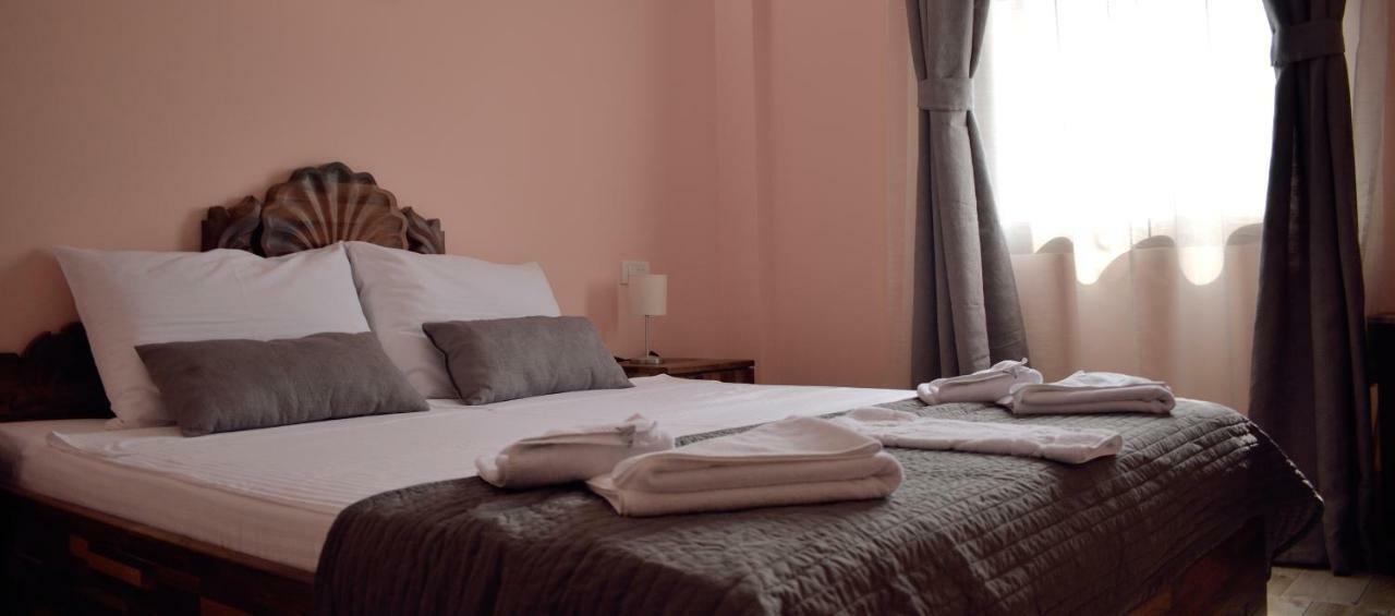 Hotel "Vir" Velika Plana Luaran gambar